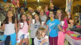 girls_at_camp